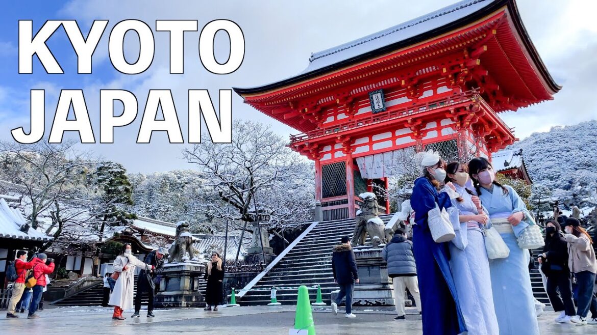 【4K】Snowy Winter Kyoto Walking Tour | JAPAN 2023