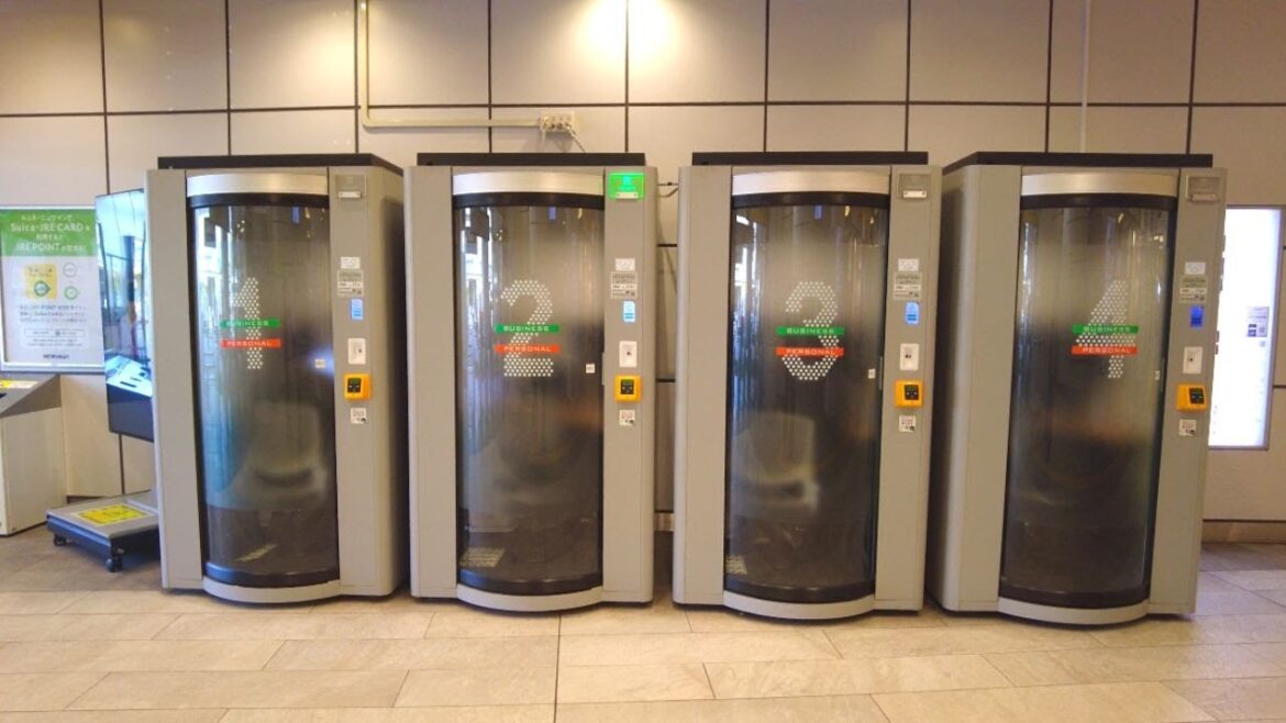 SLEEP PODS INSIDE STATIONS in Tokyo and Shinjuku | Station Work