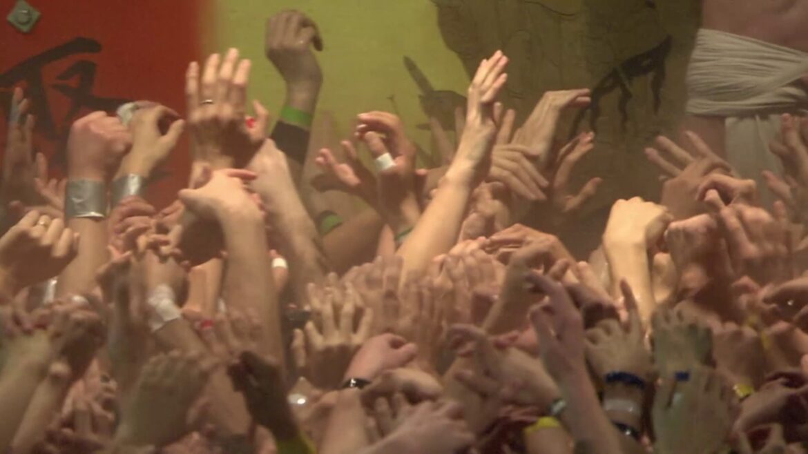 JAPAN FACTFILE: Hadaka Matsuri