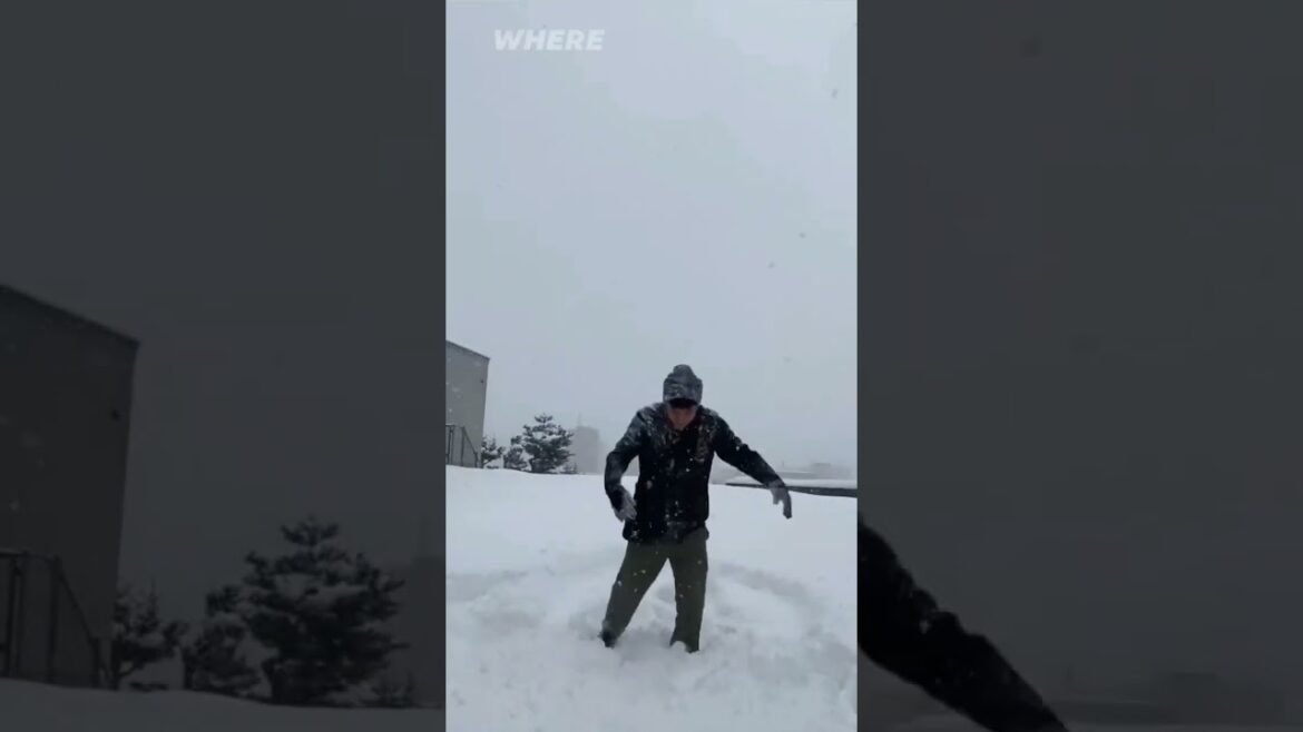 It's raining snow in Sapporo. #wheninJapan #japan #tokyo #sapporo #travel