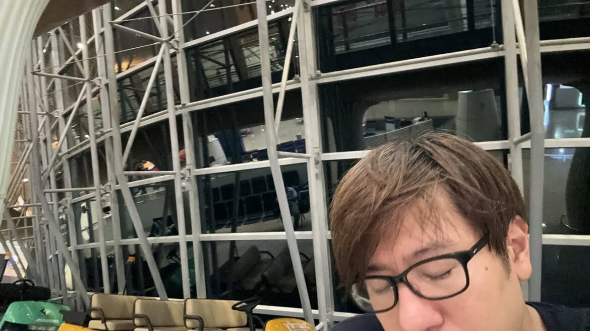 飛行機に乗り遅れました 飛行機に乗り遅れました