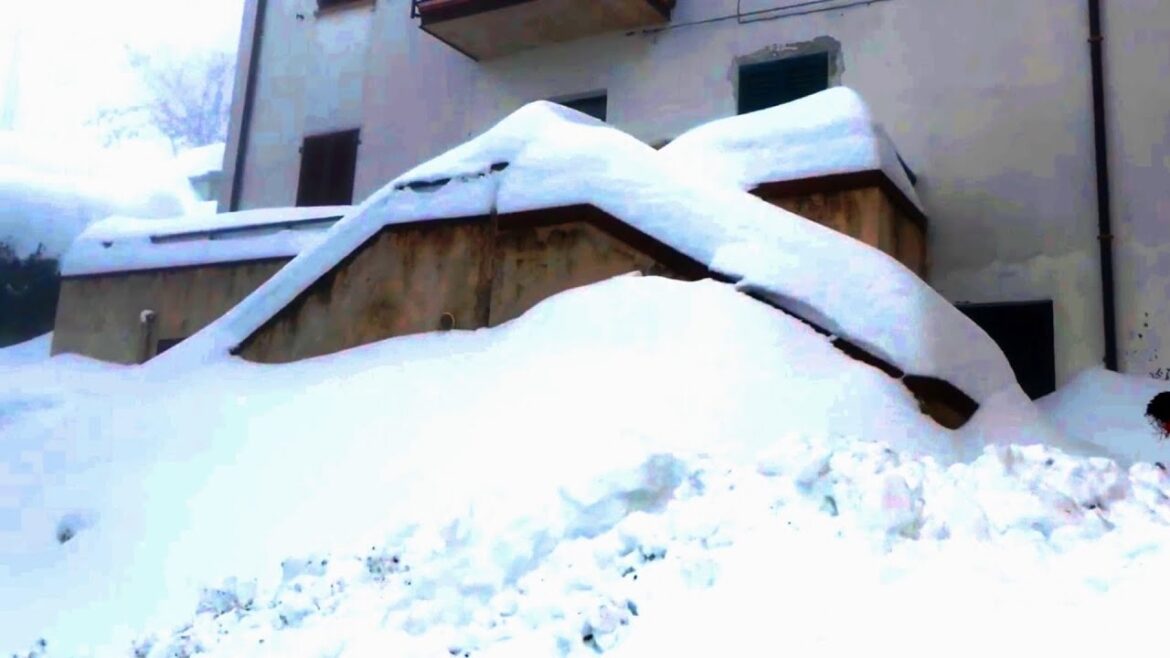 “The snow must go on”: Italy paralyzed by the winter apocalypse “The snow must go on”: Italy paralyzed by the winter apocalypse