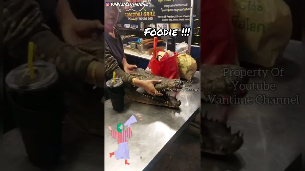 Most EXTREME Street Food Tour of Bangkok, Thailand – 3 INSANE and UNIQUE Street Foods of Thailand!!! Most EXTREME Street Food Tour of Bangkok, Thailand - 3 INSANE and UNIQUE Street Foods of Thailand!!!