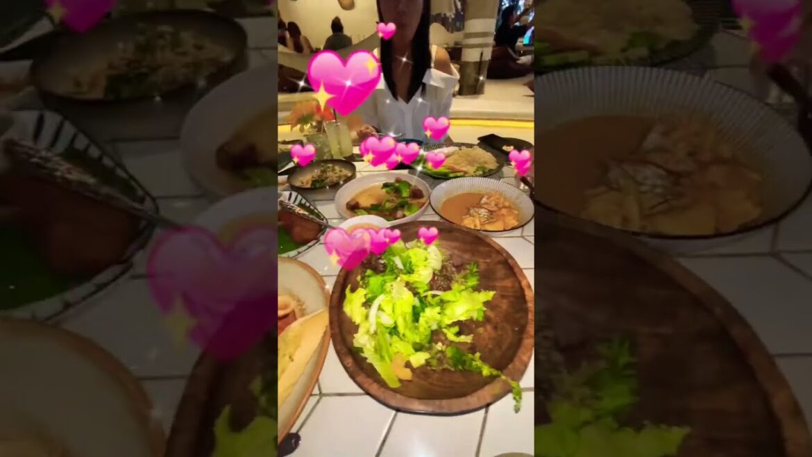 If I were to go in a date…. #thailand #thaifood #shorts