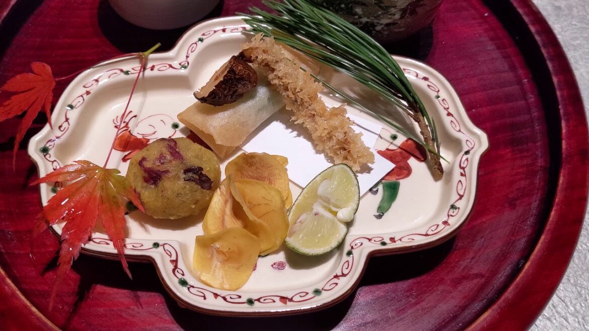 Fujikawaguchiko, Yamanashi – Dinner at Fufu Kawaguchiko (ふふ 河口湖) 2020 Oct. 29 Fujikawaguchiko, Yamanashi - Dinner at Fufu Kawaguchiko (ふふ 河口湖) 2020 Oct. 29