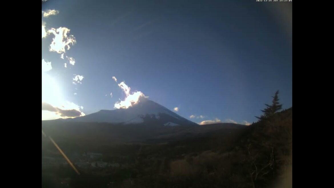 Mt  Fuji Time Lapse Video from Subashiri Fujiyama Live Camera 20 in 2022 12