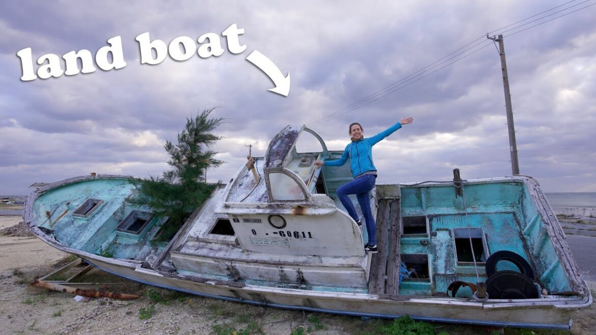 Road Trip around a Tiny Japanese Island (in Japan!) Road Trip around a Tiny Japanese Island (in Japan!)