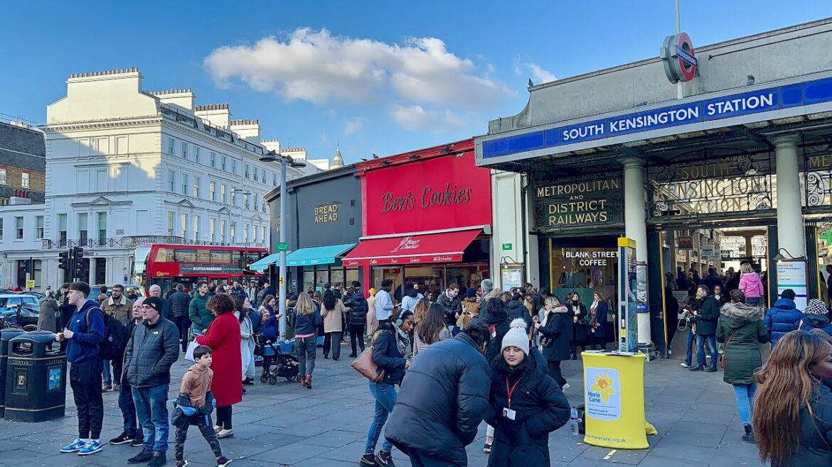 Walking London - Knightsbridge to South Kensington Side Streets & Mews - 4K HDR Walk