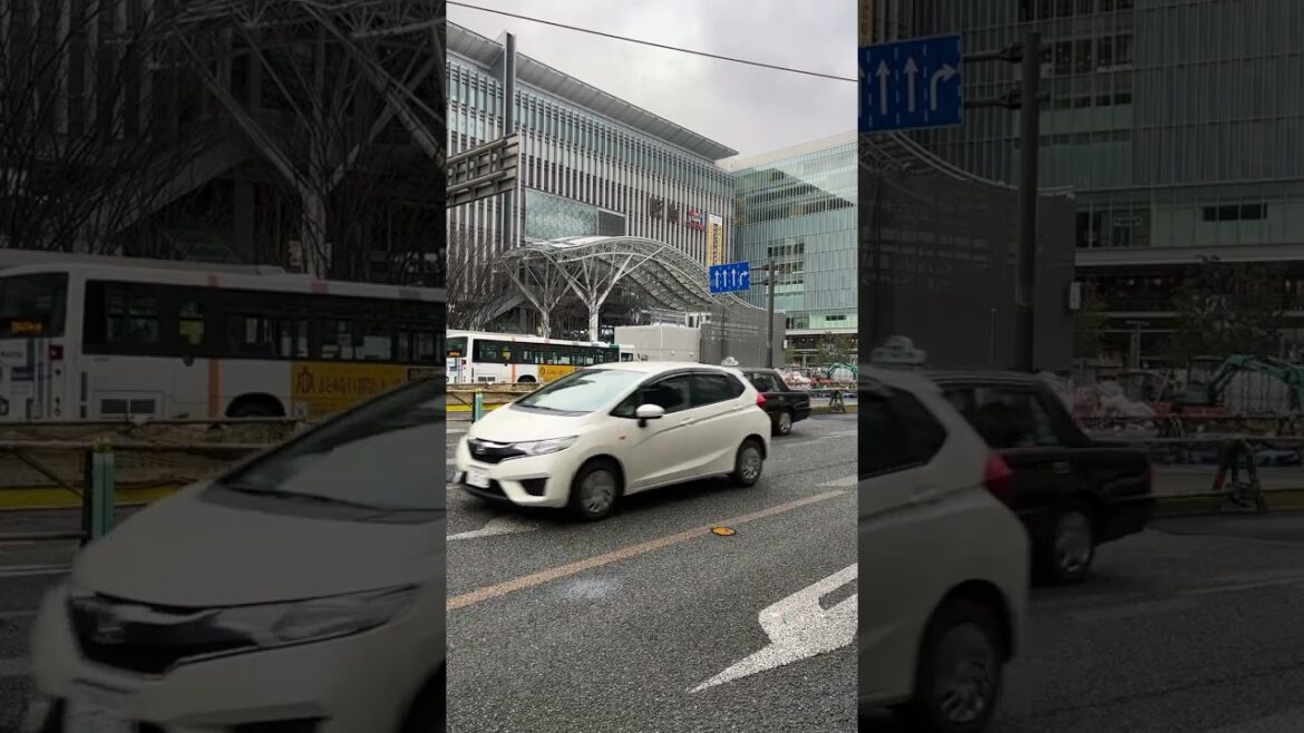 일본 여행 2일차 # 후쿠오카 하카타역 🏫 역 앞 도로 풍경 #shorts