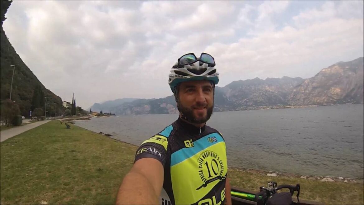 Lago di Garda lago di tenno anello monte baldo in bicicletta