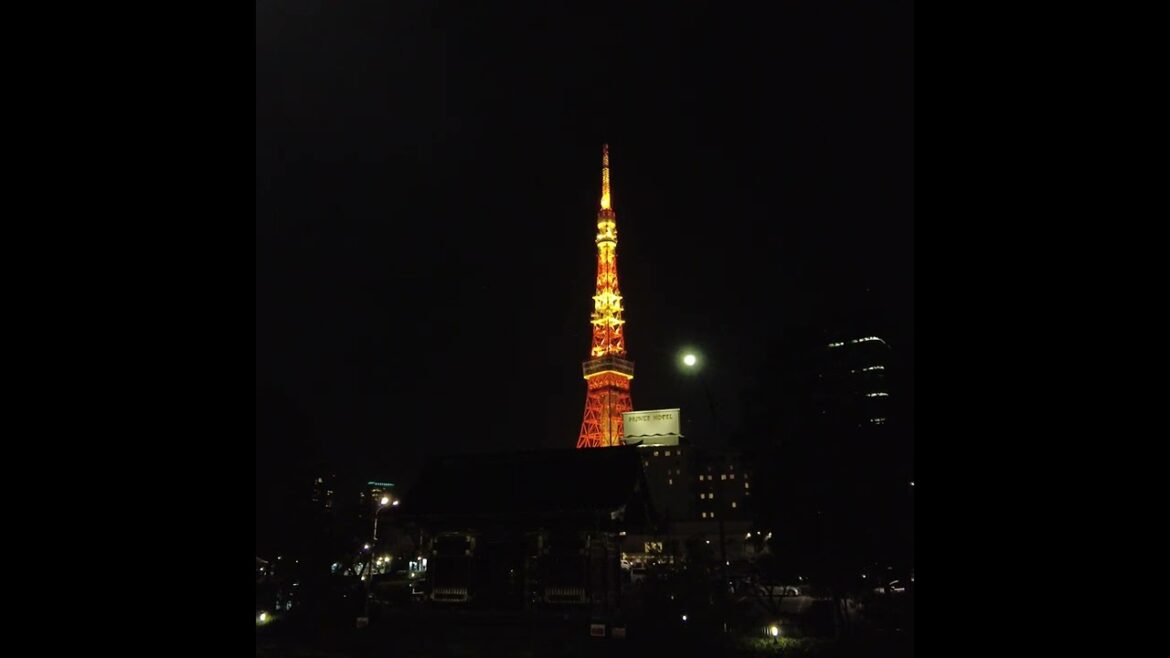 I didn't expect to see this scenery alone. Even though I knew I would break up with you.