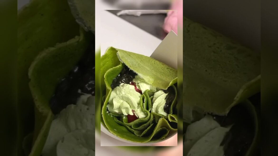 Japanese Street Food 😋🍟🌮Green Tea Strawberry Crepe 🌮 #shorts #short #youtubeshorts