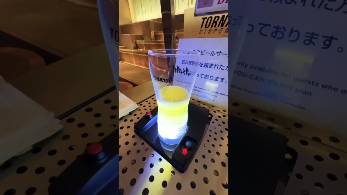 This Beer Server is Crazy Cool! #cooljapan