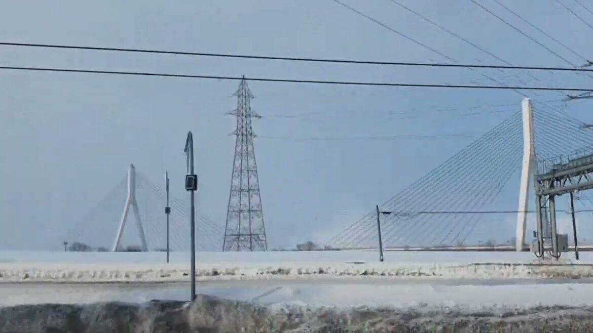 Train trip between Asahikawa and Sapporo, Hokkaido - Japan | Traveler Ni