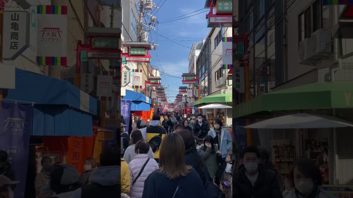 Exploring | 🇯🇵Osaka's Korean Town🇰🇷 | A Stylish Street View | with Japanese Girls  [4K]