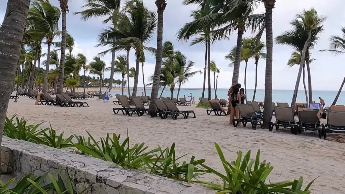 4K Barcelo Maya Caribe Mexico Cancun Riviera Maya Playa del Carmen Walk around