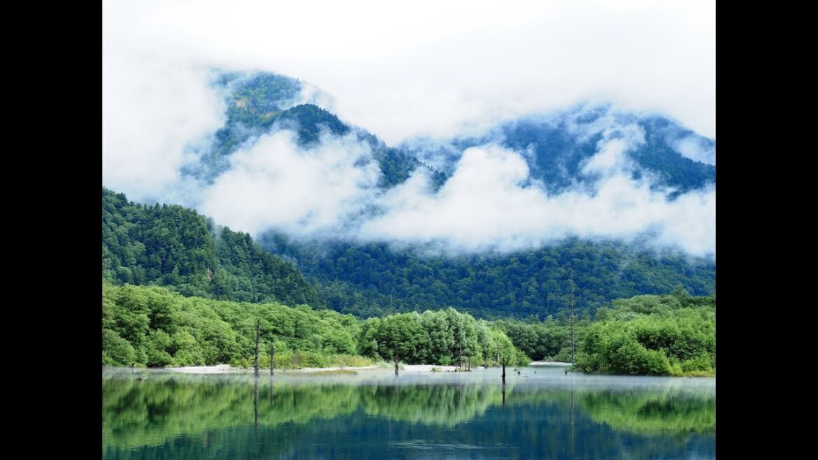Trekking in KAMIKOCHI Japan 4K