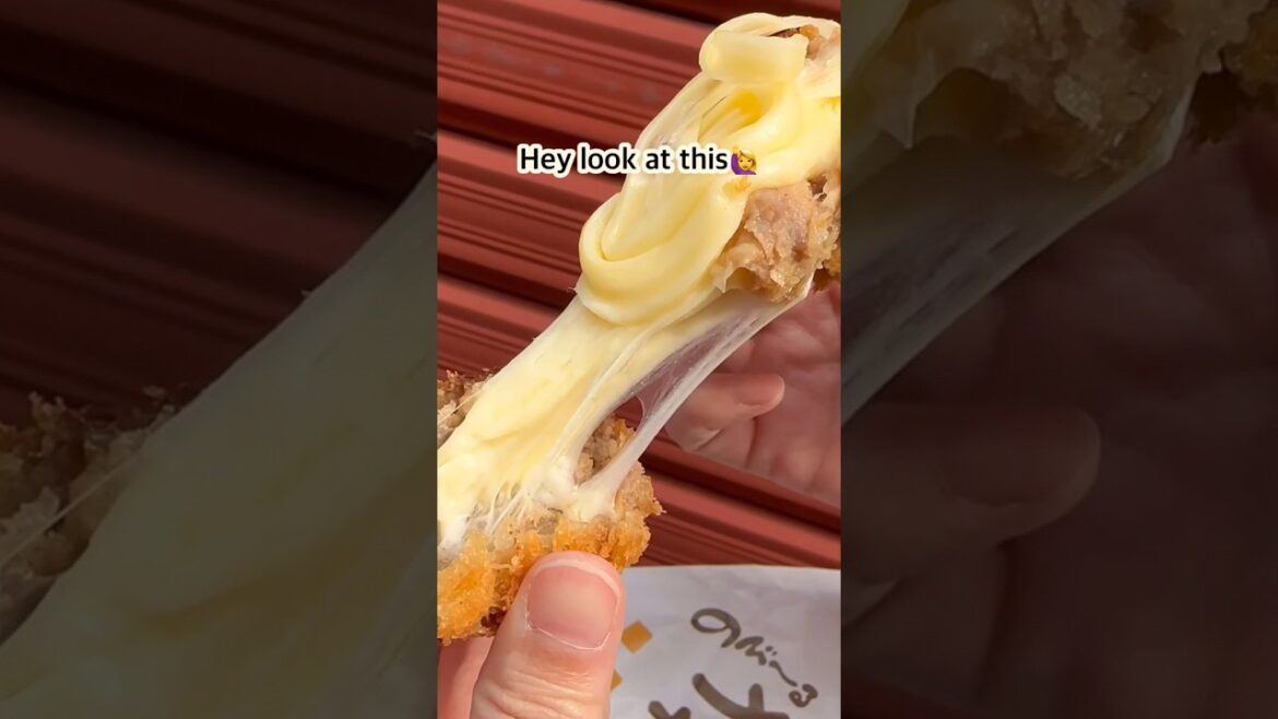 【Japan Travel 】Eating around Asakusa "Cheese mince cutlet”✨#shorts #short