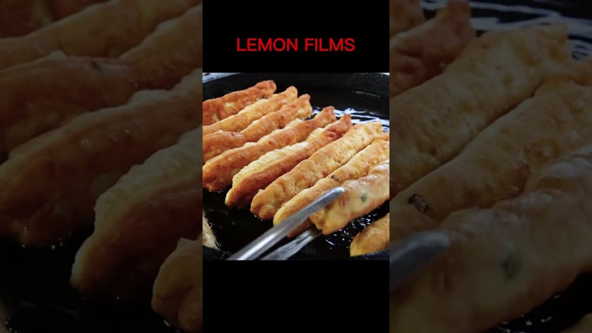 Fried bread stick sandwich - Taiwan street food