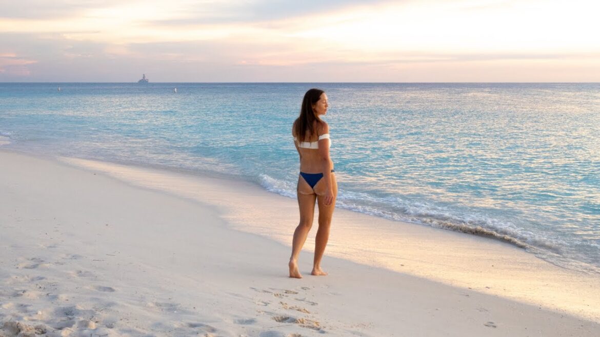 Where to Travel ALONE for the FIRST TIME (10 Best Countries) Where to Travel ALONE for the FIRST TIME (10 Best Countries)