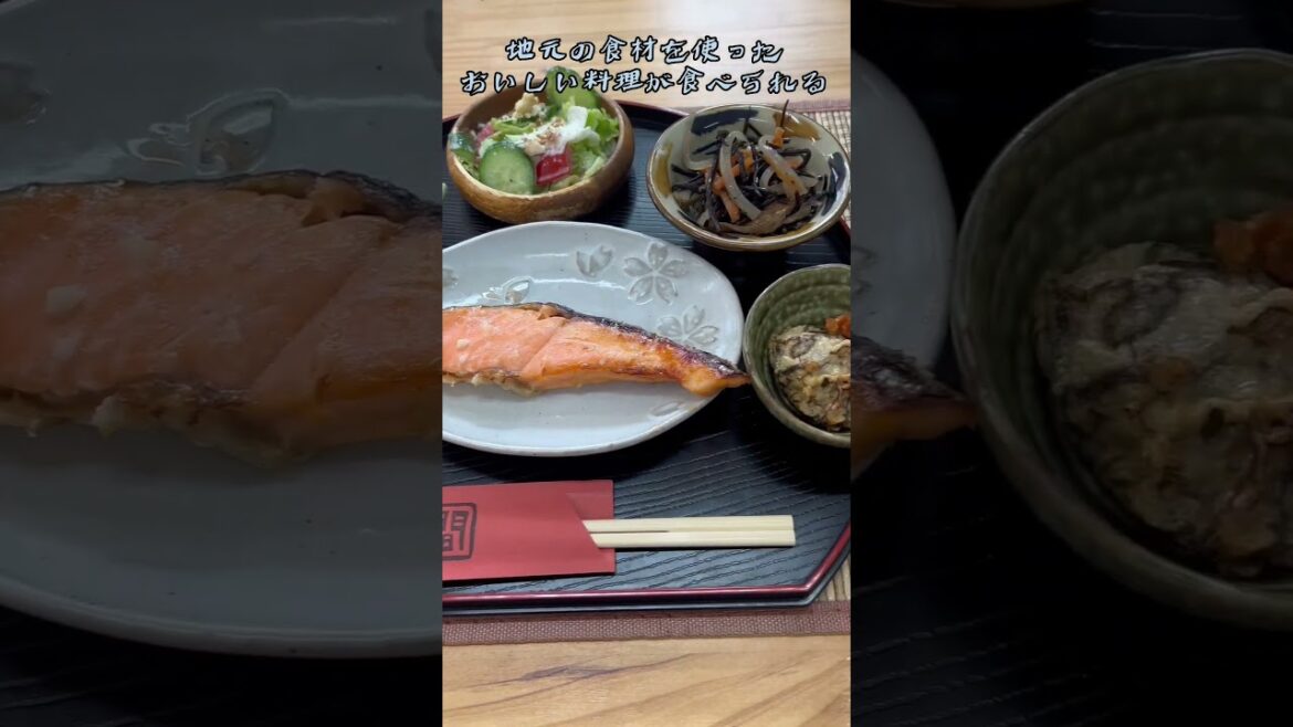 沖縄本島北部の今帰仁村にある『民宿あわい』は、沖縄の食材を使った地元ならではのおいしい手料理が自慢の宿 / Okinawa Trip 沖縄本島北部の今帰仁村にある『民宿あわい』は、沖縄の食材を使った地元ならではのおいしい手料理が自慢の宿 / Okinawa Trip