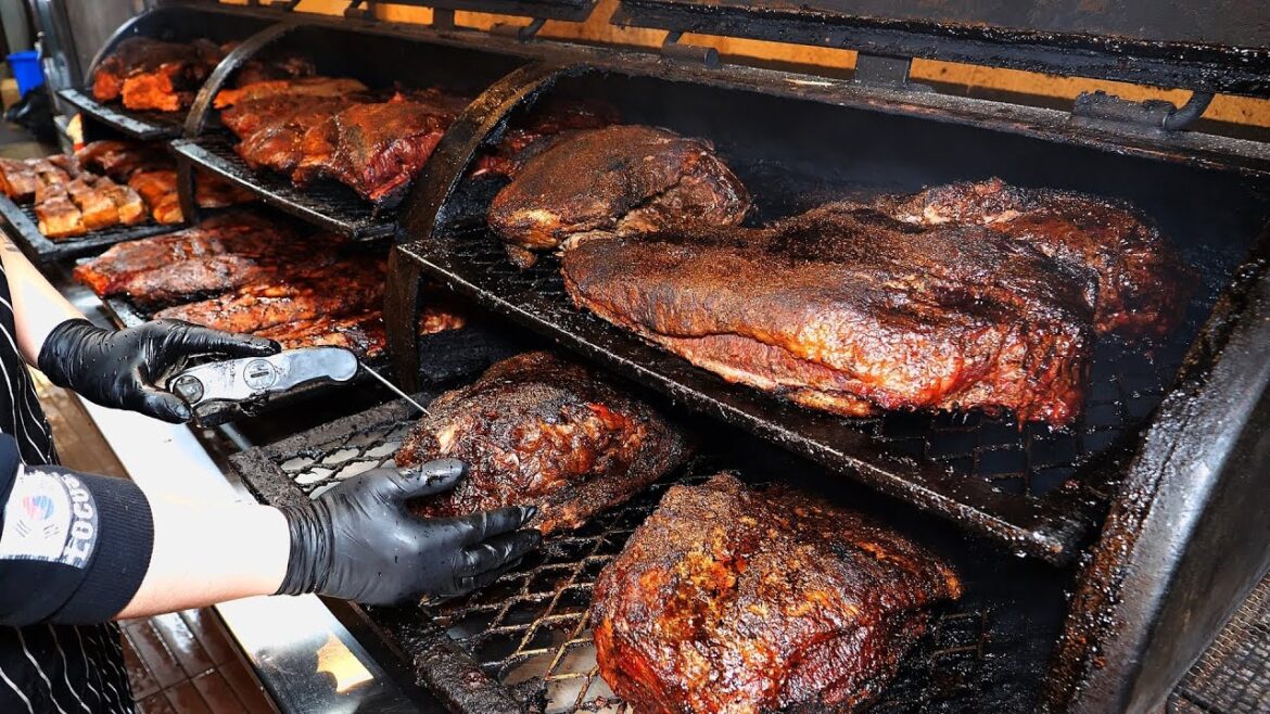 연매출 20억! 미국인들 환장한다는? 역대급 육즙폭발 텍사스 바베큐, 브리스킷, 스페어립 / Original Texas BBQ / Korean street food