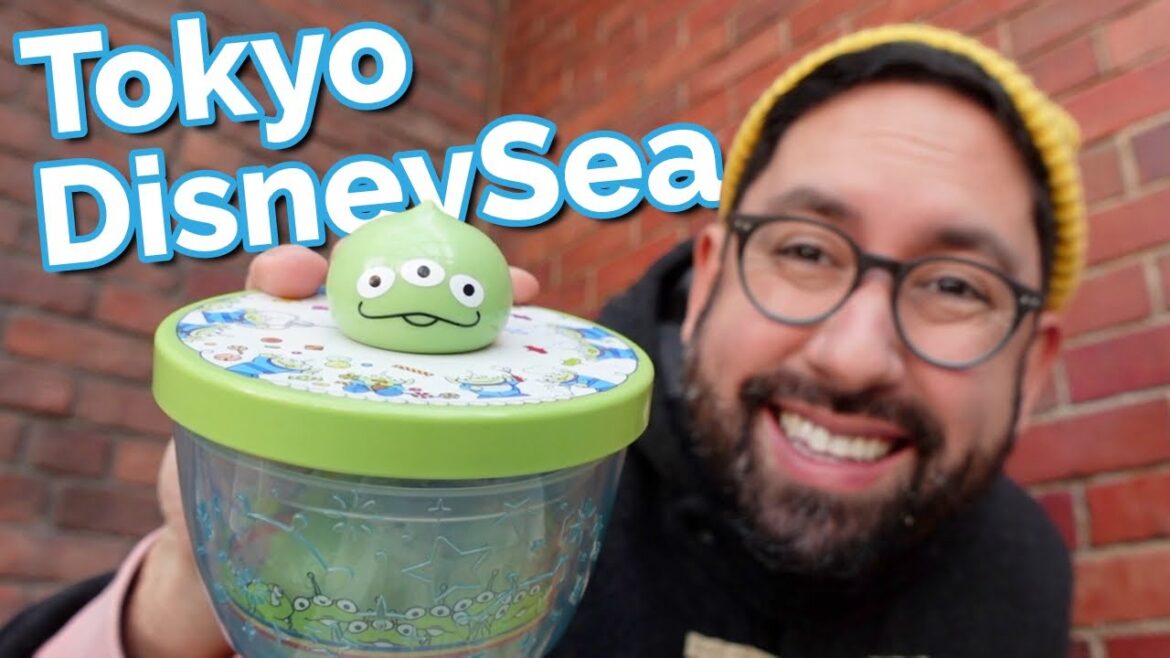 Tokyo DisneySea 2023 | Weekend Crowds, Freezing Weather, & NEW Food! Tokyo DisneySea 2023 | Weekend Crowds, Freezing Weather, & NEW Food!