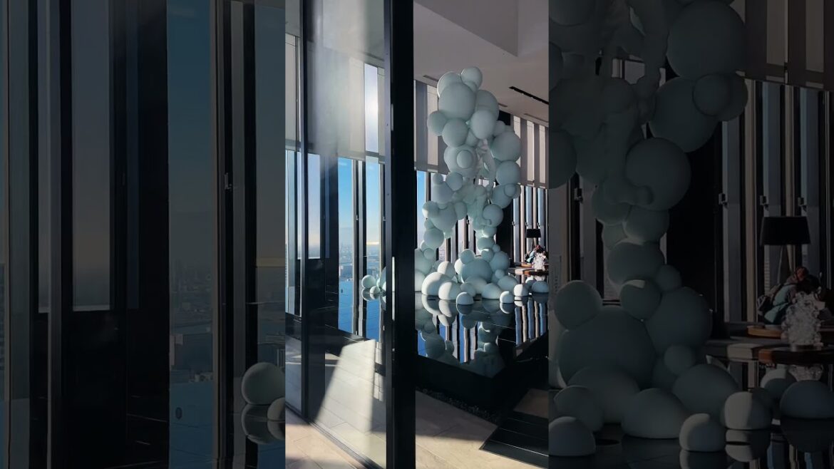 TALLEST Luxury Hotel in Osaka, Japan 🇯🇵 TALLEST Luxury Hotel in Osaka, Japan 🇯🇵