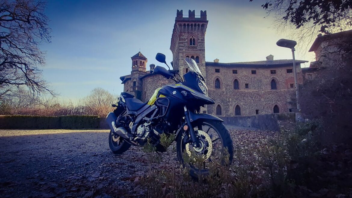 Tagliando annuale tra i castelli medievali - Suzuki V Strom 650