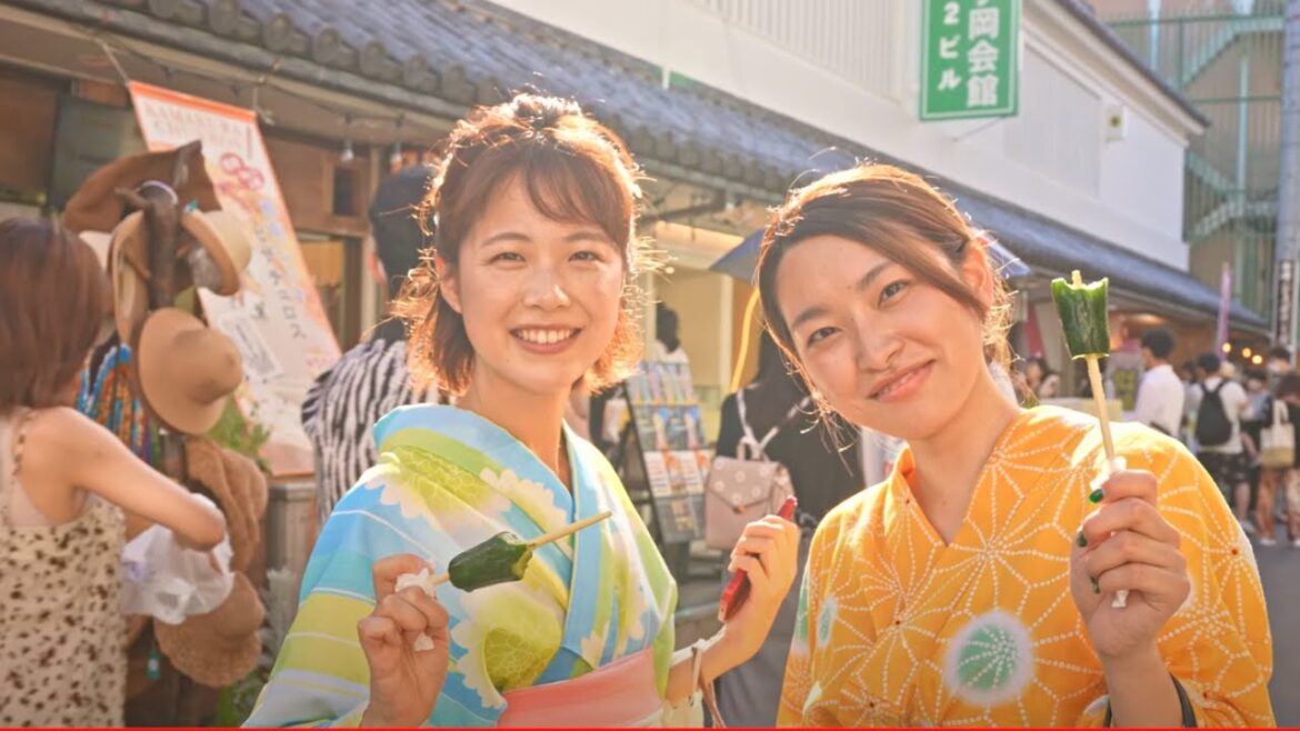 A wonderful day in Japan's romantic town Kamakura with Japanese girls