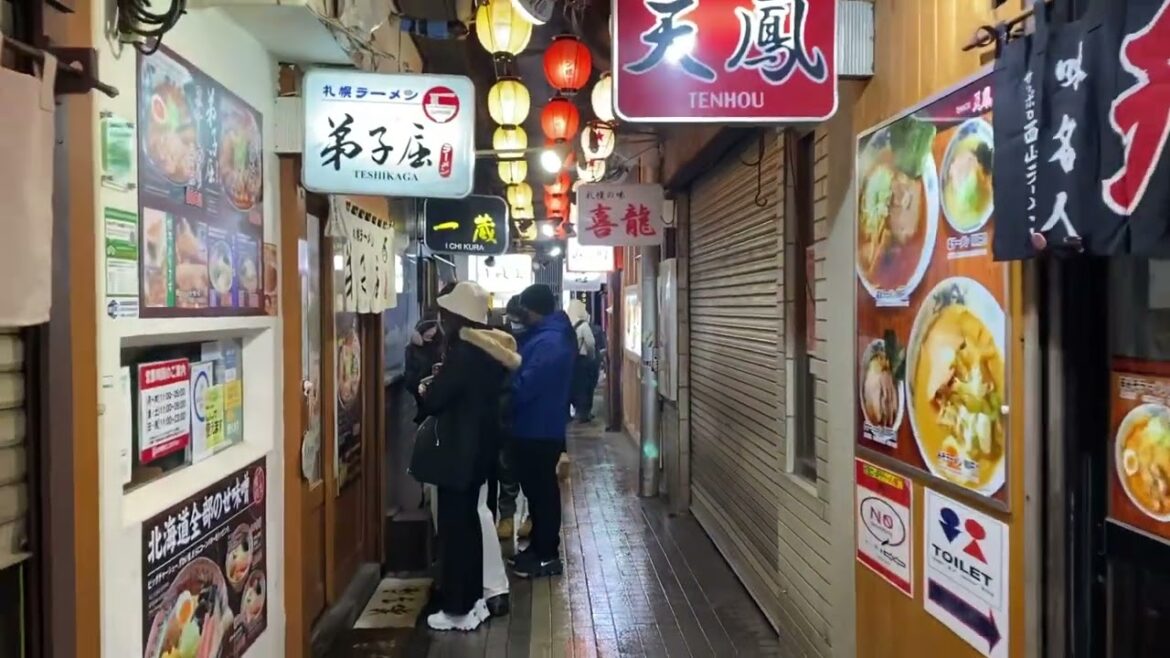 Ramen Alley in Sapporo🇯🇵🍜 #revengetravel #travel #follow #subscribe #japan #subscribetomychannel