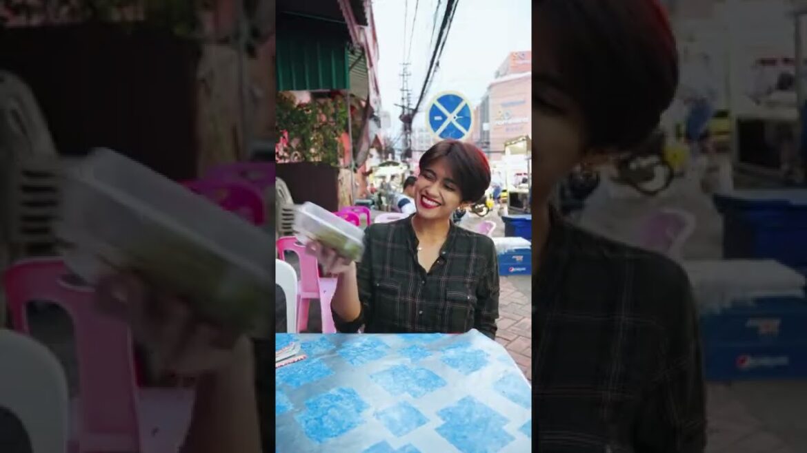 Dancing Shrimp 🦐💃 | Laos Street Food | Laos🇱🇦 | Vientiane #shorts Dancing Shrimp 🦐💃 | Laos Street Food | Laos🇱🇦 | Vientiane #shorts