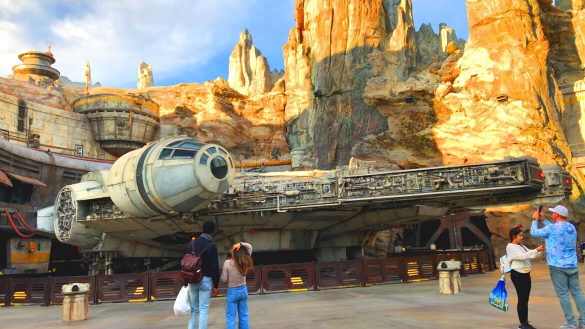 π΄ LIVE β Disneyland Rainy Thursday! | What DISNEY MOVIE deserves a RIDE!? π΄ LIVE β Disneyland Rainy Thursday! | What DISNEY MOVIE deserves a RIDE!?