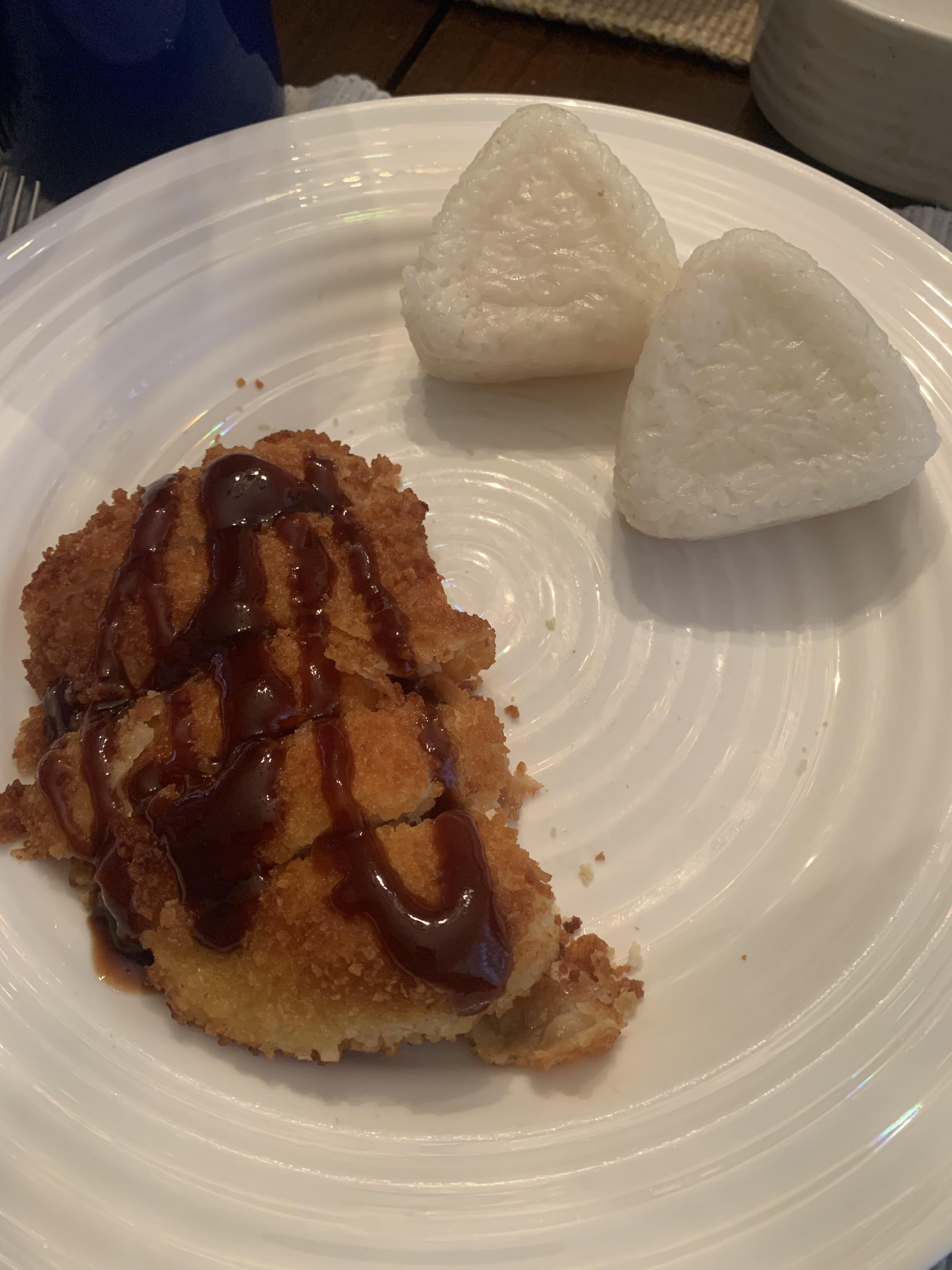 Chicken Katsu & Onigiri w/Tonkatsu sauce! Alo Japan