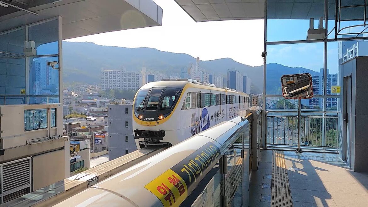 【Daegu, Korea】 Taking the Driverless Automatic Monorail train 대구 3호선 【Daegu, Korea】 Taking the Driverless Automatic Monorail train 대구 3호선