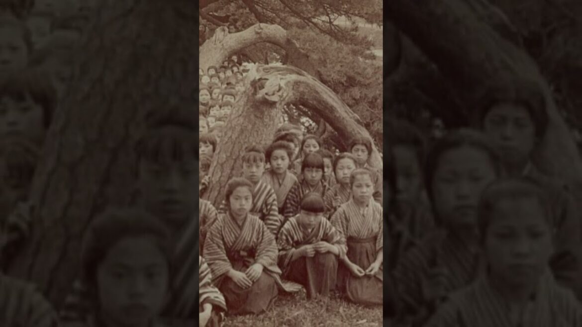 Japaner auf Fotos, die vor 100 Jahren im Theaterviertel von Osaka aufgenommen wurden. #shorts