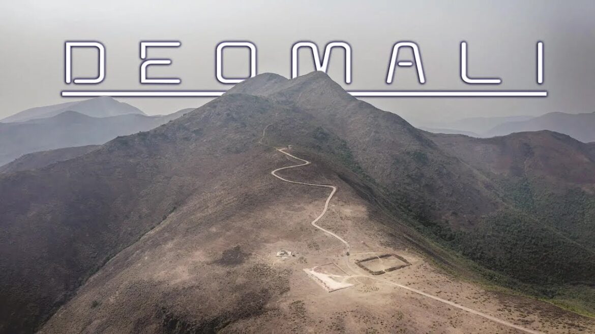 Deomali Mountain Highest Peak Point of Odisha Beauty of Odisha Koraput India