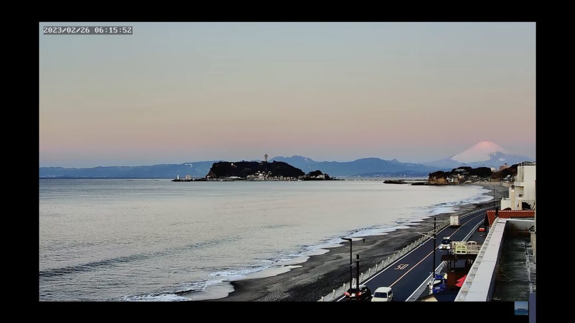【湘南ライブカメラ1 】富士山 江ノ島 波情報 ライブ配信 134号線渋滞情報 お天気カメラ | Mt.Fuji | Kamakura Shonan | Japan | H.View camera