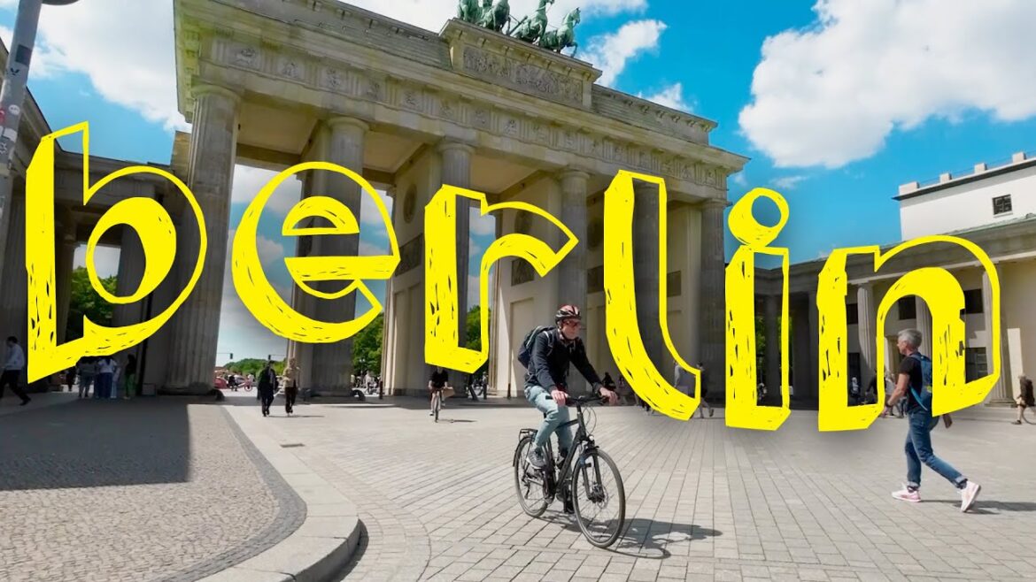 BERLIN STREET PHOTOGRAPHY POV (Hasselblad XPAN + Kodak Ektar 100)