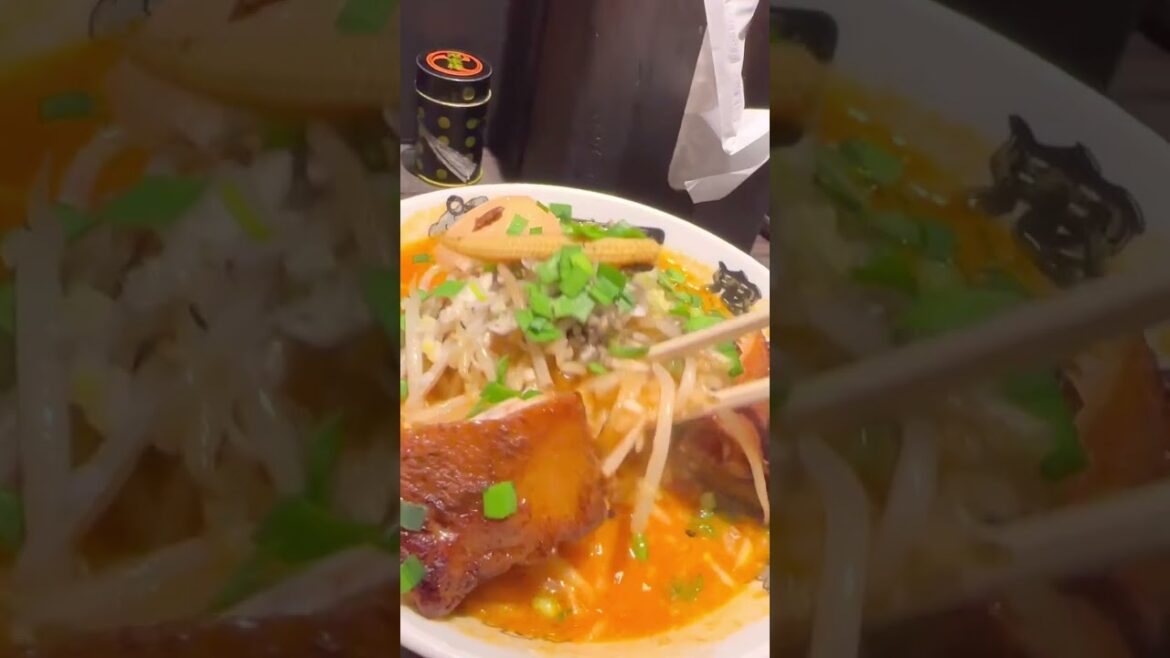 I ate DEVIL’s RAMEN in JAPAN👹 #shorts #ramen #streetfood