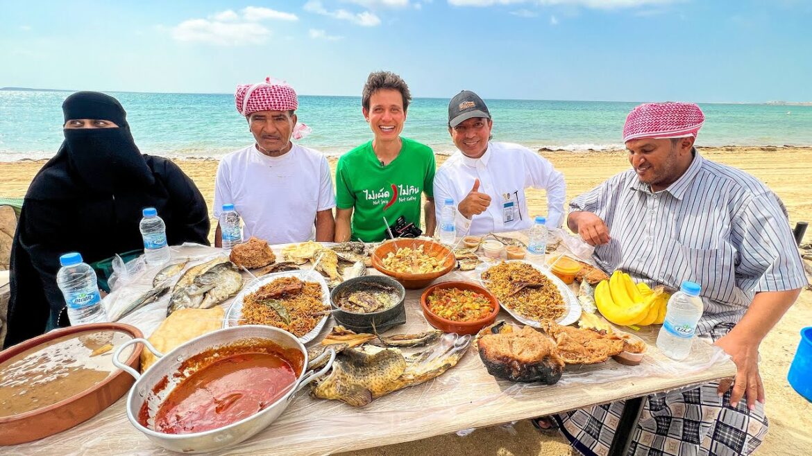 Extreme Hospitality!! ARABIAN FOOD on Remote Island in the RED SEA!! Extreme Hospitality!! ARABIAN FOOD on Remote Island in the RED SEA!!