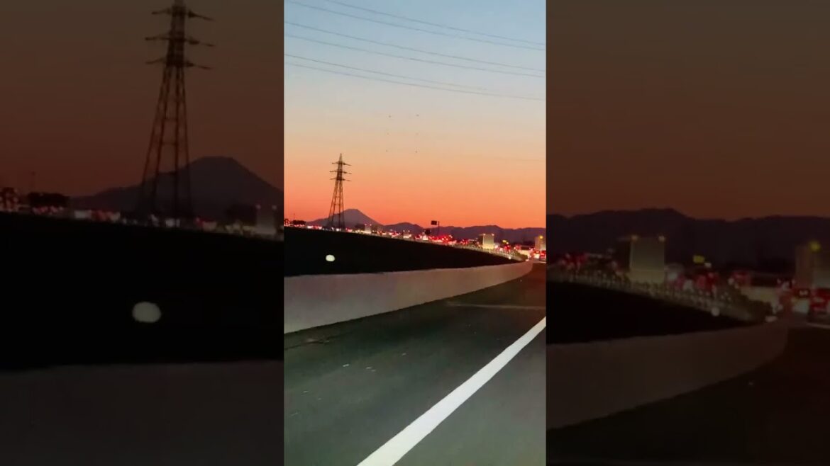 SUPER 👍 NICE SUNSET COLOR WITH MOUNTAIN FUJI/HIGHWAY TRAVEL #yearofyou #satisfying #asmr #travel