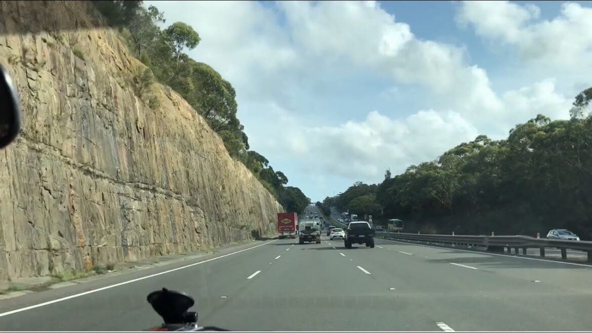 Driving In Sydney - Pacific Motorway Entry