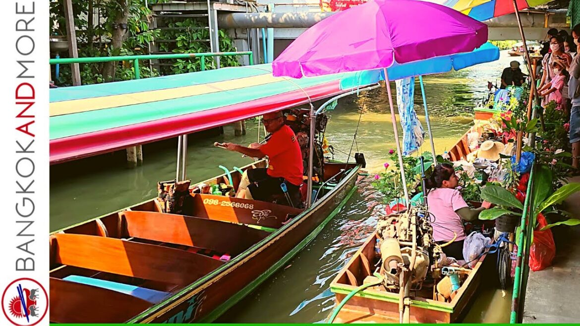 Amazing STREET FOOD at Floating Market in BANGKOK Thailand Amazing STREET FOOD at Floating Market in BANGKOK Thailand