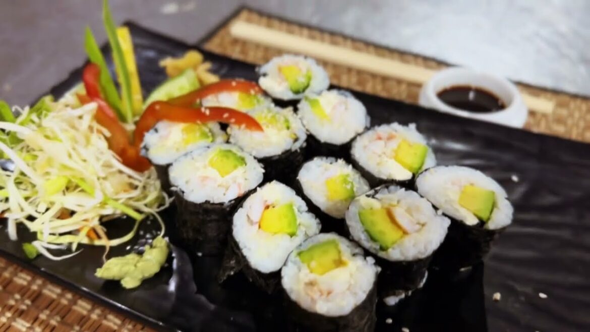 Mirissa, Sri Lanka ( Sushi, Sashimi Restaurant Fujisan ) Mirissa, Sri Lanka ( Sushi, Sashimi Restaurant Fujisan )