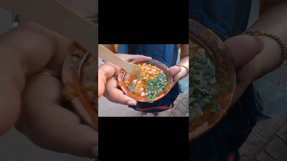 Delicious food 😋 in Varanasi #viral #food #travel #shorts