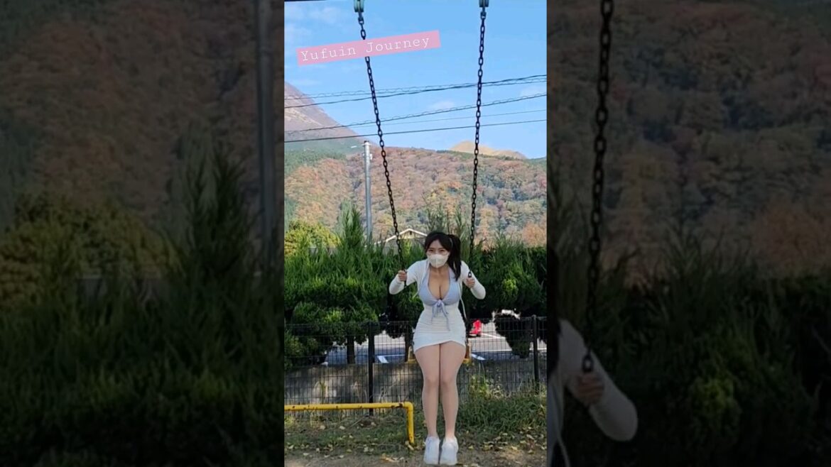 日本の遊び場💕 Do u want to ride a swing with me?💕 #japan #trip #旅行 #ショーツ #ベルベット