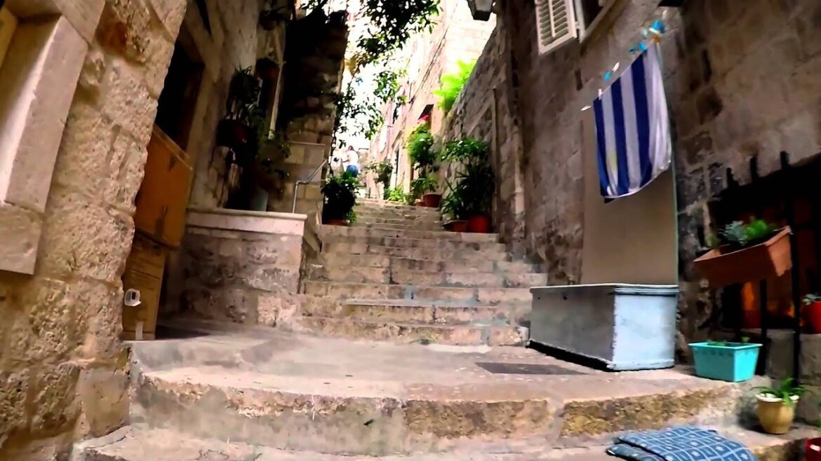 Entering Dubrovnik And Walking The Walls, Croatia