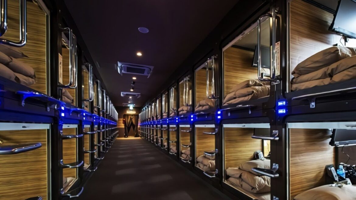 $30 Luxury CAPSULE HOTEL in Japan with Too Many Free Services | Anshin Oyado Shinjuku $30 Luxury CAPSULE HOTEL in Japan with Too Many Free Services | Anshin Oyado Shinjuku