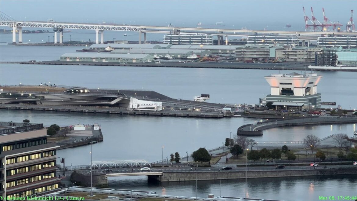 🔴Live Cam Yokohama Japan /横浜汽車道ライブカメラ 大さん橋 :8 Mar 2023